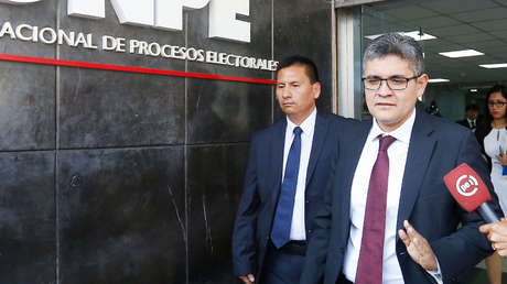 VIDEO: El fiscal general de Perú se convierte en 'estrella pop' y causa furor en las redes