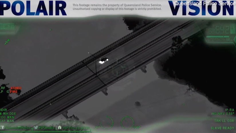 VIDEO: Ladrón deja un Audi robado y se mete en un río con cocodrilos para huir de la Policía