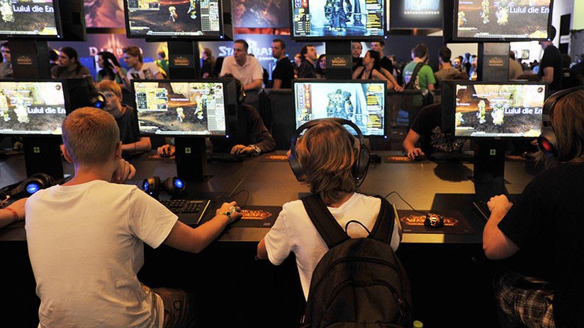 Niño de 12 años pasa un año creando un videojuego en un cibercafé y se lo eliminan por error