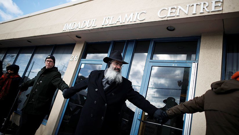 Musulmanes canadienses se solidarizan con las víctimas del tiroteo en la sinagoga de Pittsburgh