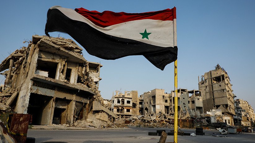 SANA: La coalición liderada por EE.UU. usó fósforo blanco durante su reciente bombardeo en Siria