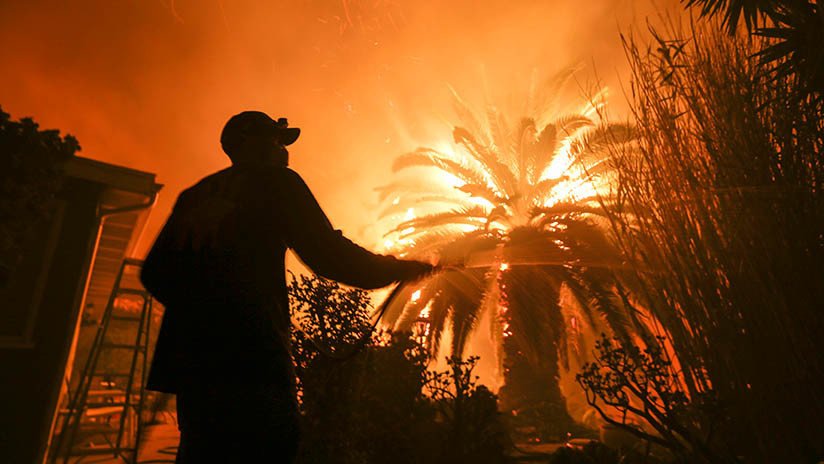 VIDEO, FOTOS: Así se ve desde el espacio el mortífero incendio que arrasa California