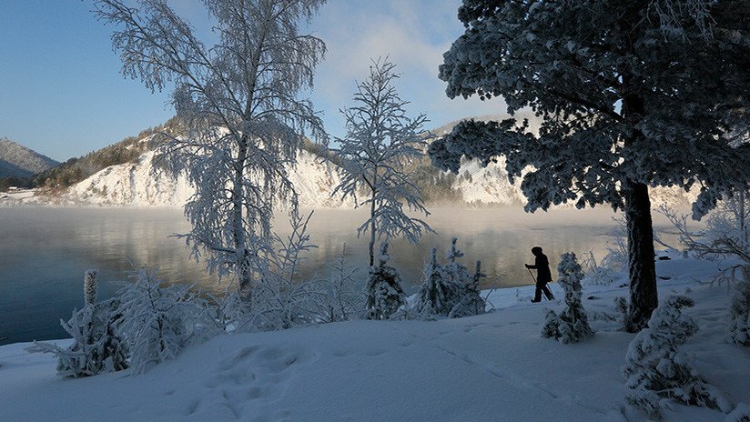 'Tsunami de nieve' y 'pilares de luz' anuncian la llegada del frío en Siberia (VIDEO, FOTOS)