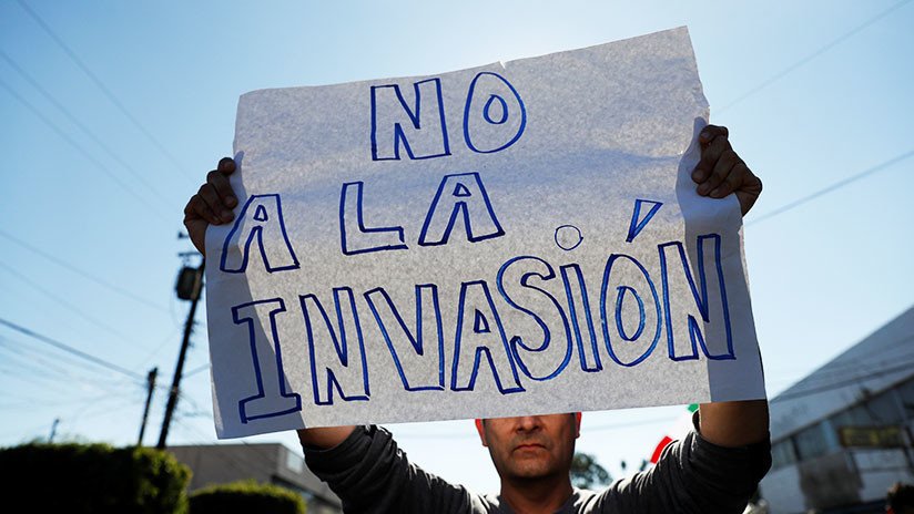 "Primero México": Tijuana protesta contra la "invasión" de los migrantes centroamericanos