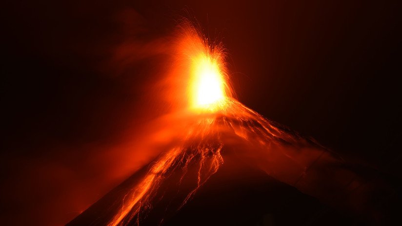 VIDEO: Momento exacto de la erupción del Volcán de Fuego en Guatemala