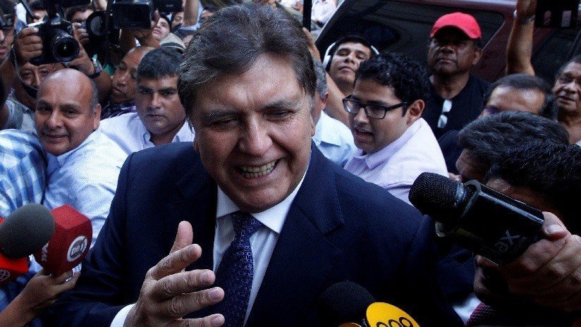 Cancillería peruana entrega "nota diplomática" a Embajada de Uruguay por asilo a Alan García