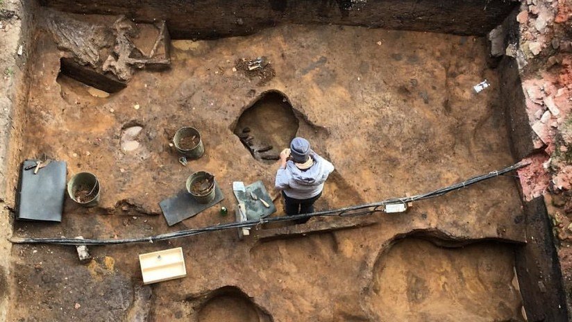 Arqueólogos hallan cerca de Moscú un cráneo de mamut que sirvió de caja fuerte