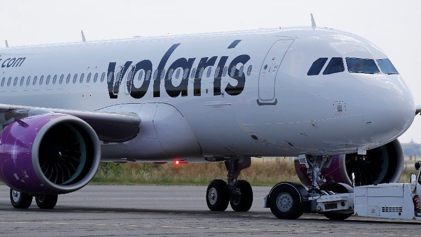 Desalojan un avión de Volaris en el aeropuerto de Ciudad de México por un artefacto sospechoso