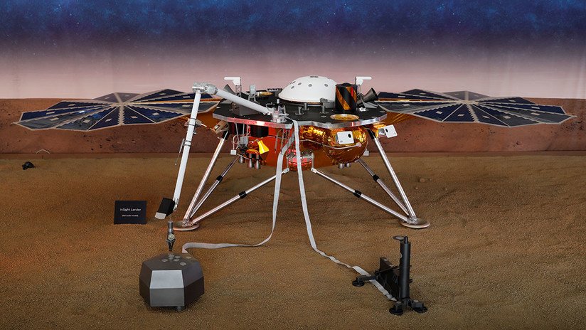 La sonda InSight de la NASA aterriza en Marte y envía sus primeras imágenes