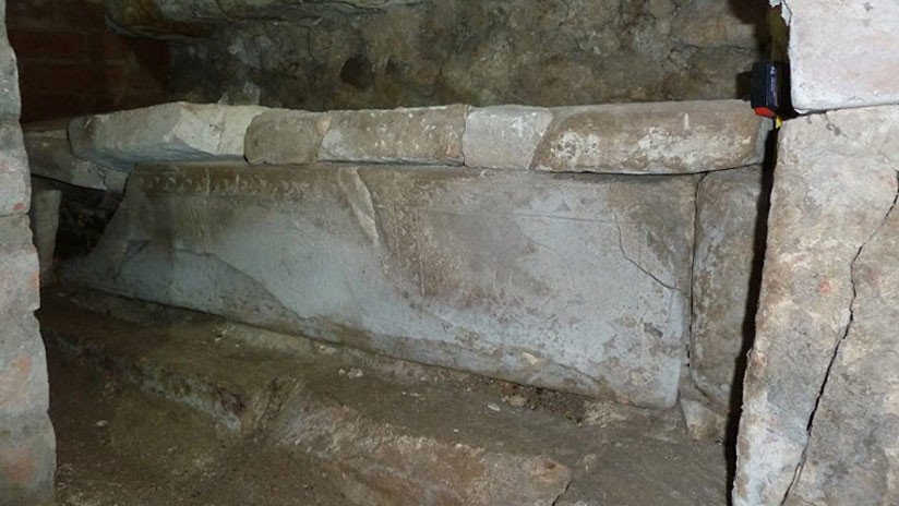 Un sarcófago vacío del siglo XIII desconcierta a los científicos de Rusia