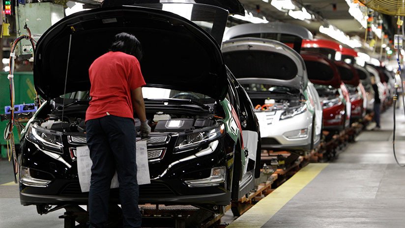 Un gesto para el mercado: General Motors cierra 7 fabricas y sus acciones suben casi un 5 %
