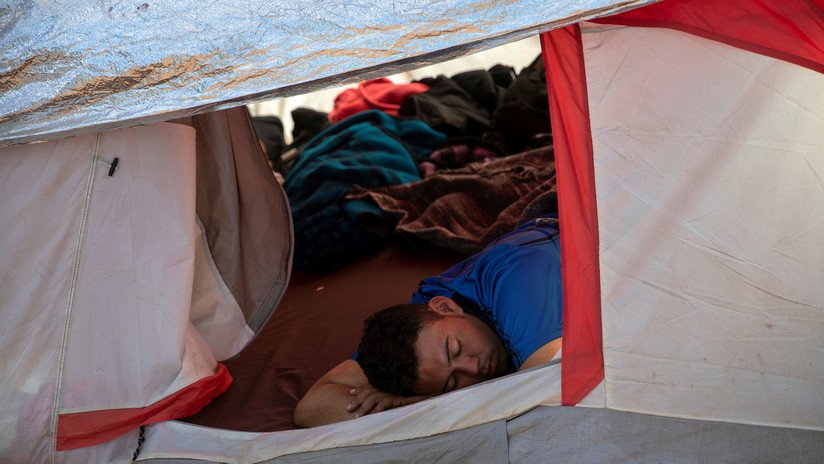 Caravana de migrantes tendrá que esperar hasta ocho semanas en México para solicitar asilo en EE.UU.