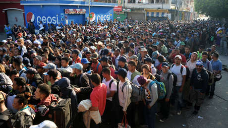 La cuarta caravana de migrantes comienza a ingresar a M xico rumbo