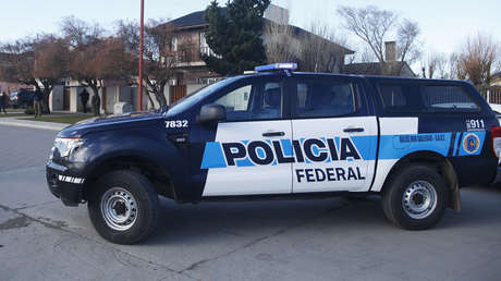 De la Policía a la banda: Graban robo a mano armada perpetrado por una exagente en Argentina (VIDEO)