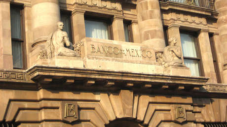 Banco Central de México eleva tasa de interés y casi alcanza su máximo histórico