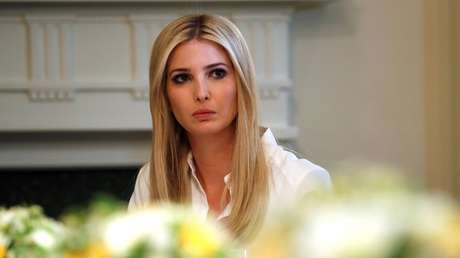 ¿Violó Ivanka Trump las reglas de la Casa Blanca al mandar correos oficiales desde cuenta personal?