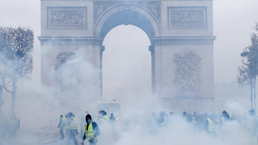 Periodista de RT herido en las protestas de París: "En ese momento disparaban por todas partes"