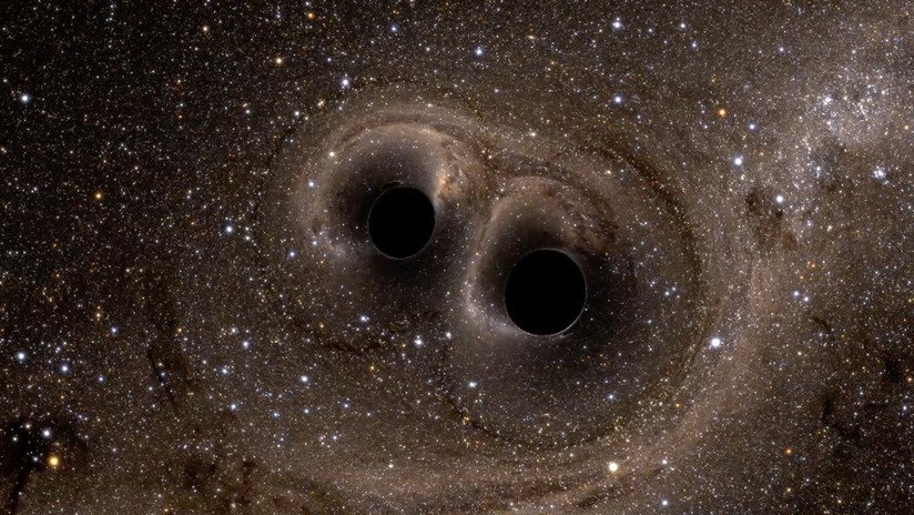"El evento más poderoso del universo": Qué ocurre cuando dos agujeros negros colisionan entre sí