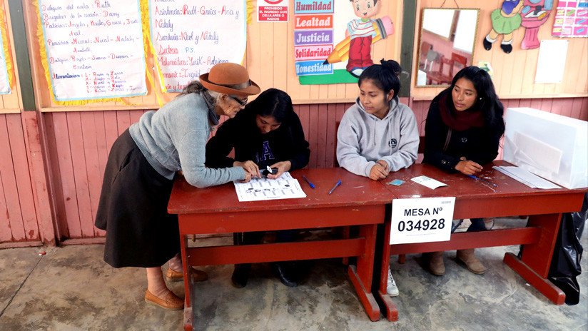 Perú celebra un referéndum con cuatro preguntas: ¿Qué se vota?