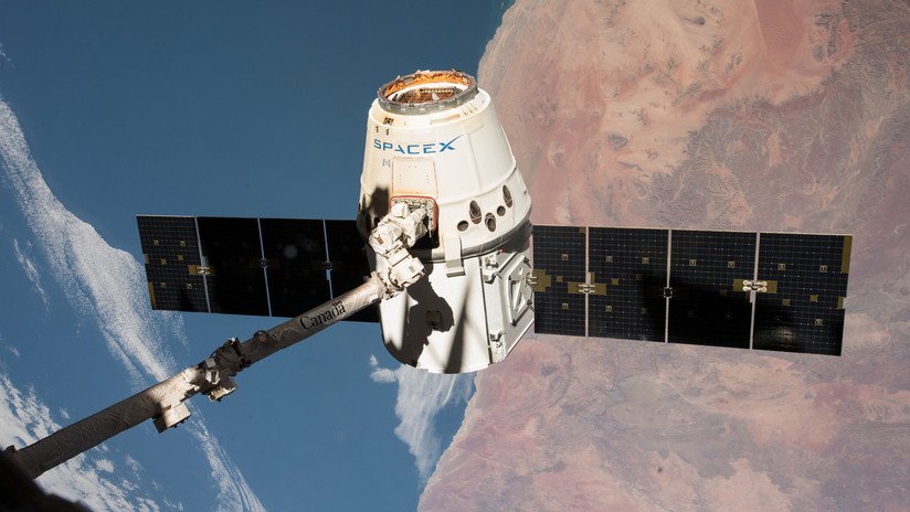 FOTO, VIDEO: La nave Dragon de SpaceX lleva más de 2,5 toneladas de cargamento a la EEI