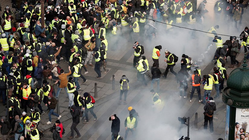 'Todos al Eliseo': Francia se sumerge en las protestas de los 'chalecos amarillos'