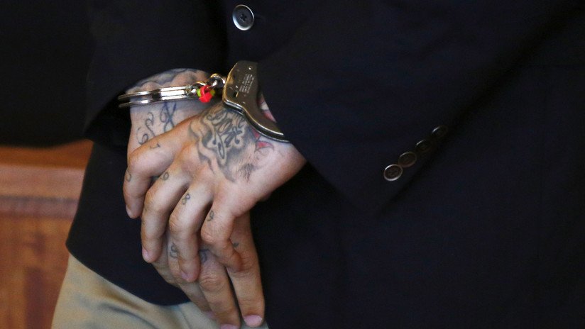 FOTO: Joven arrestada en EE.UU. se hace viral por sus tatuajes faciales al estilo del Día de Muertos