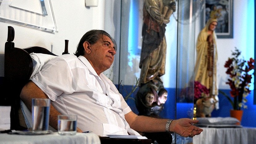 Un famoso médium brasileño es acusado de abuso sexual durante sus sesiones espirituales 