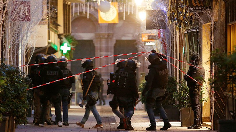 Operación policial en torno a la catedral de Estrasburgo tras el tiroteo que dejó dos muertos