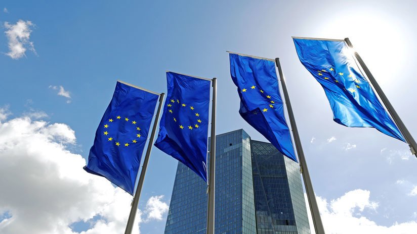 El Banco Central Europeo mantiene los tipos de interés y finaliza su programa de compra de deuda