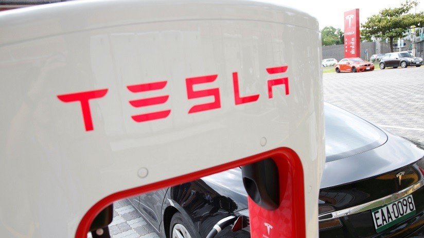"No más Teslas": Un Model S se incendia dos veces en un solo día (VIDEO)