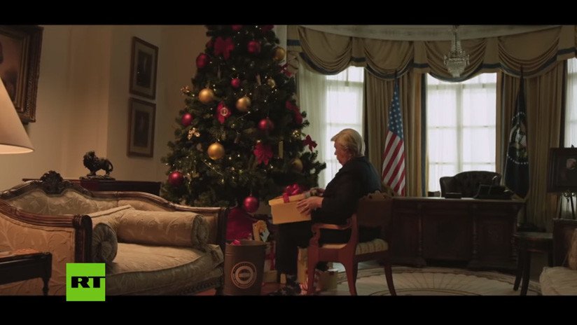 Navidad en la Casa Blanca: ¿Qué pasaría si Trump encontrara un regalo de RT? (VIDEO)