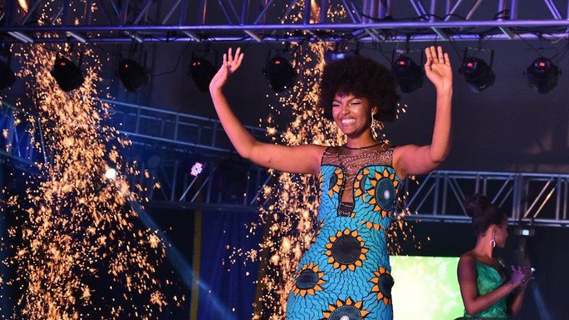 VIDEO: Se corona Miss África 2018 y se le prende fuego el pelo