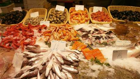 VIDEOS, FOTOS: 'La vendedora de pescado más bella de Taiwán' se convierte en tendencia en China