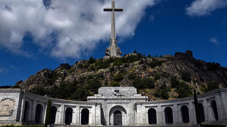 El Tribunal Supremo español rechaza un recurso de los nietos de Franco para paralizar la exhumación