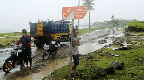 Indonesia emite una alerta de "condiciones climáticas extremas" para la costa afectada por tsunami