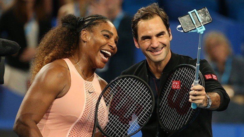 VIDEO: Roger Federer vence a Serena Williams en "uno de los partidos más históricos del mundo"
