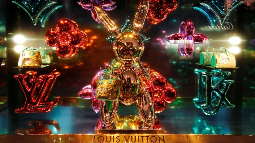FOTOS: Sus trenzas 'Louis Vuitton' se hacen virales y aprovecha para pedir una pasantía