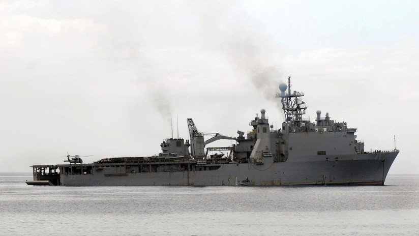 El buque de asalto anfibio enviado por EE.UU. para apoyar a la OTAN entra al mar Negro 