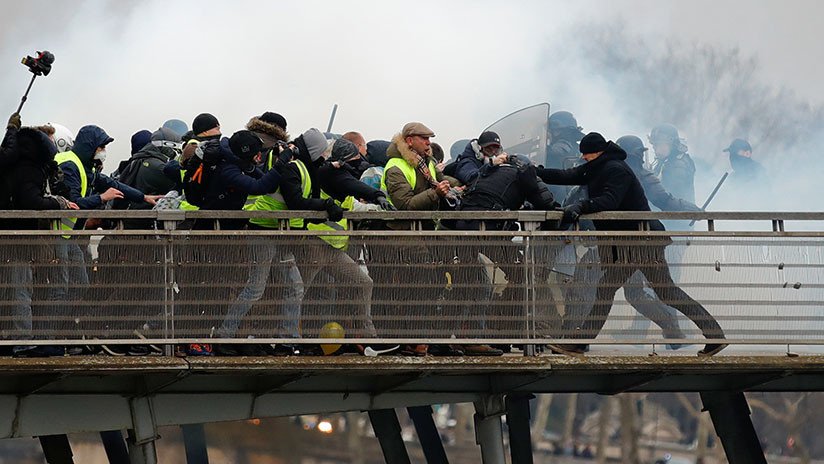 Francia: El Gobierno endurecerá la respuesta ante protestas no autorizadas