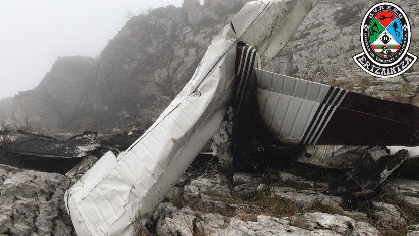 FOTOS, VIDEO: Al menos un fallecido al estrellarse una avioneta al norte de España 