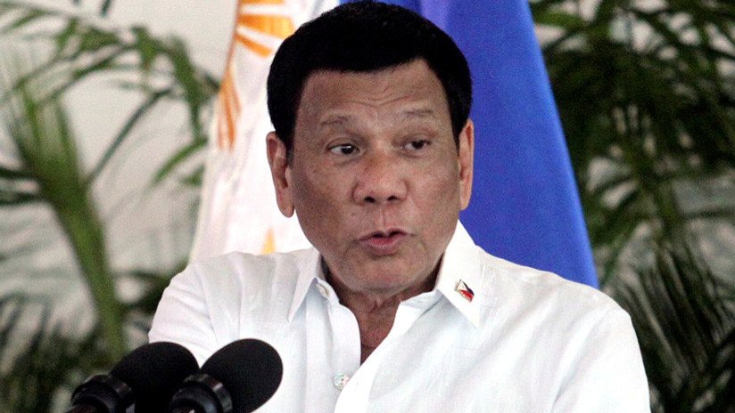 Duterte: "La mayoría de curas son gays, el Vaticano debería dejar que estos inútiles tengan novios"