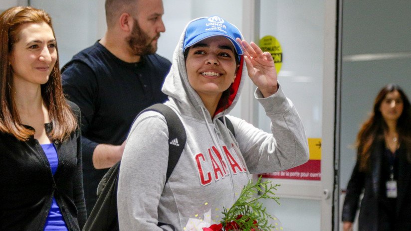 La joven saudita que pidió asilo en Canadá dice que "el riesgo valió la pena"