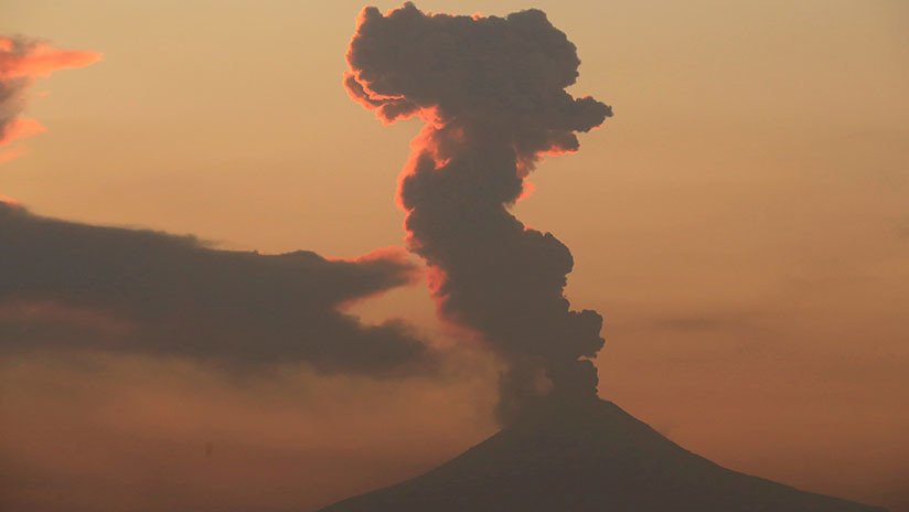 México: Se registra una explosión en el volcán Popocatépetl (FOTOS)