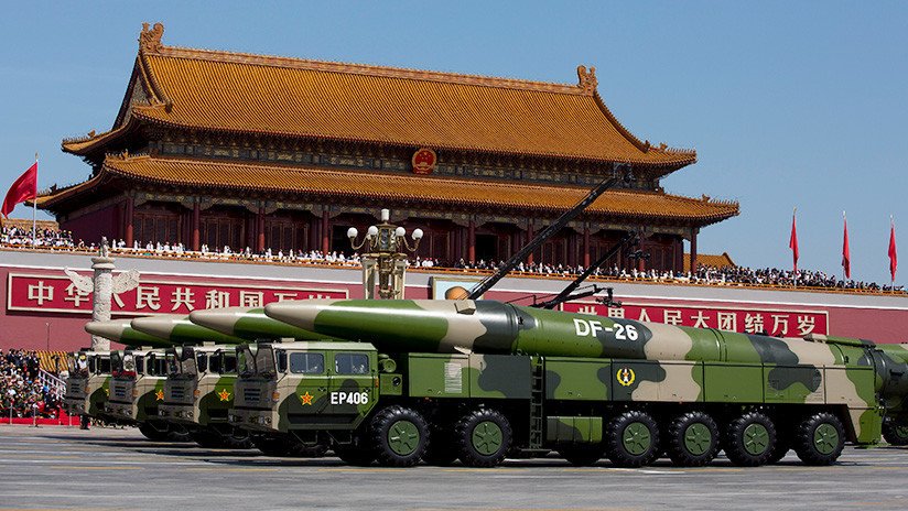 FOTOS, VIDEO: Captan el lanzamiento del misil balístico 'mataportaaviones' de China