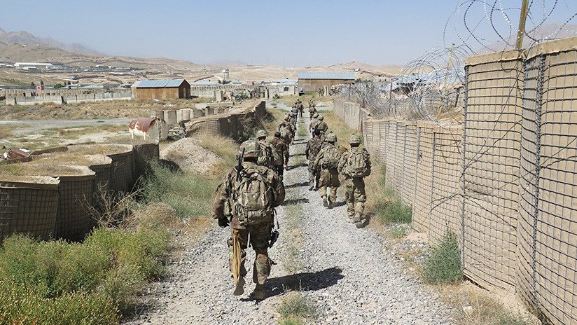 ¿Fin de la guerra más larga de EE.UU.? Washington y los talibanes habrían acordado una retirada de tropas de Afganistán