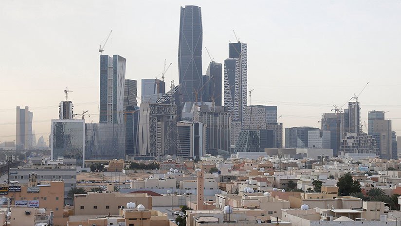 Arabia Saudita busca más de 425.000 millones de dólares para un gran programa de infraestructura