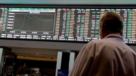 Bolsa de Sao Paulo cierra en alza histórica en primera jornada de 2019 tras asunción de Bolsonaro