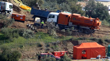 Logran excavar más de la mitad del túnel vertical para sacar al niño español del pozo