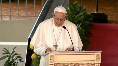 El papa Francisco llama a la "hospitalidad" al referirse a las migraciones durante su visita a Panamá
