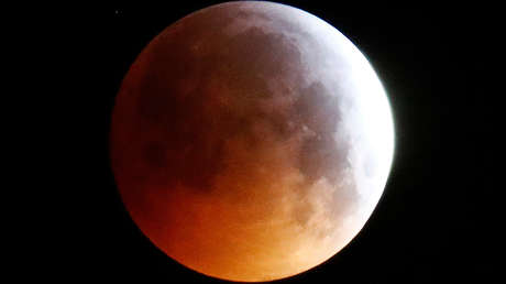Meteoroide que golpeó la Luna durante la 'superluna de sangre' explotó con una fuerza de una tonelada de dinamita